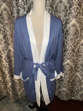 Mina Lisa Blue White Robe